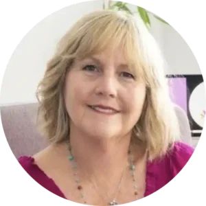 Jeannette Scapens, Naturopath