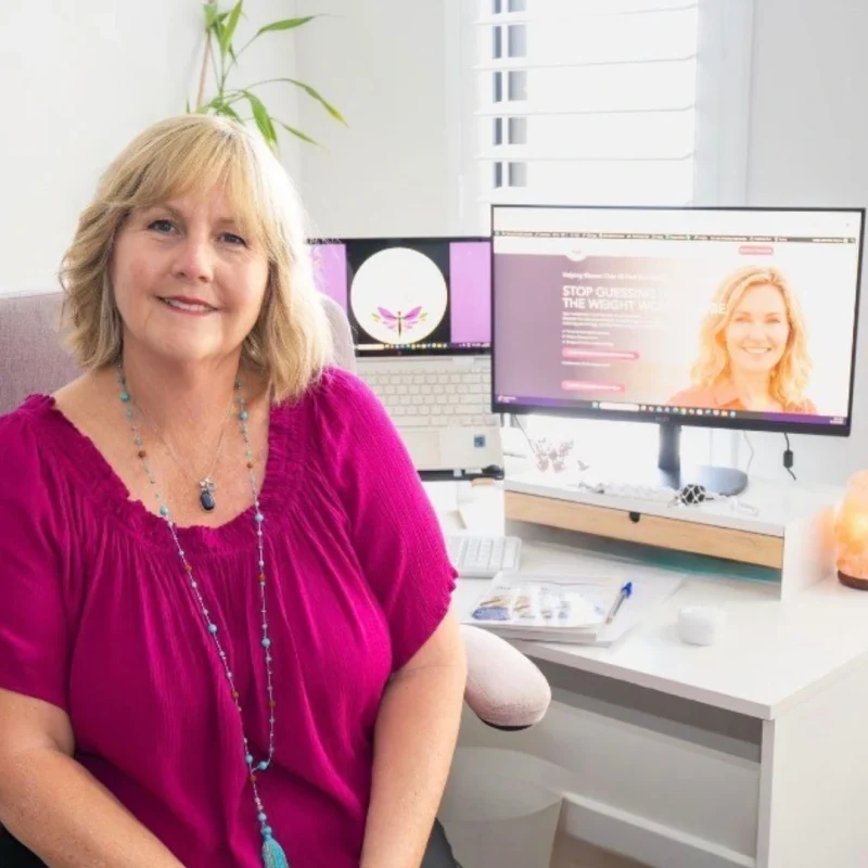 Jeannette Scapens qualified Metabolic Balance Naturopath and Coach is ready to support you on your wellness and weight loss journey